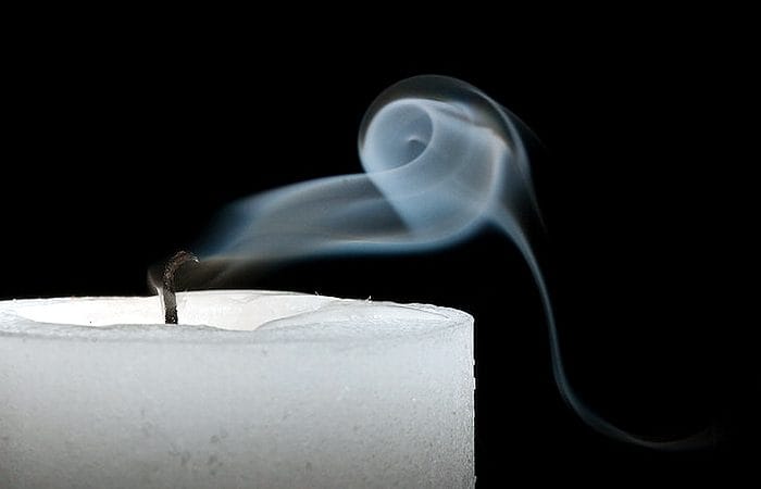 Ngọn nến không cháy