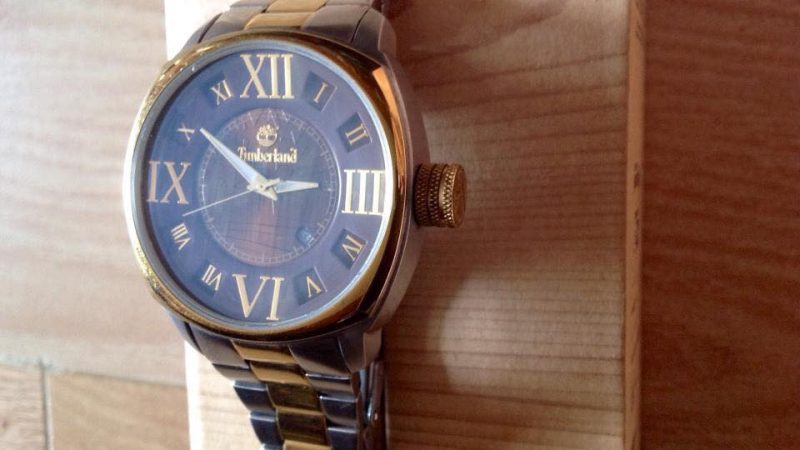 Chiếc đồng hồ